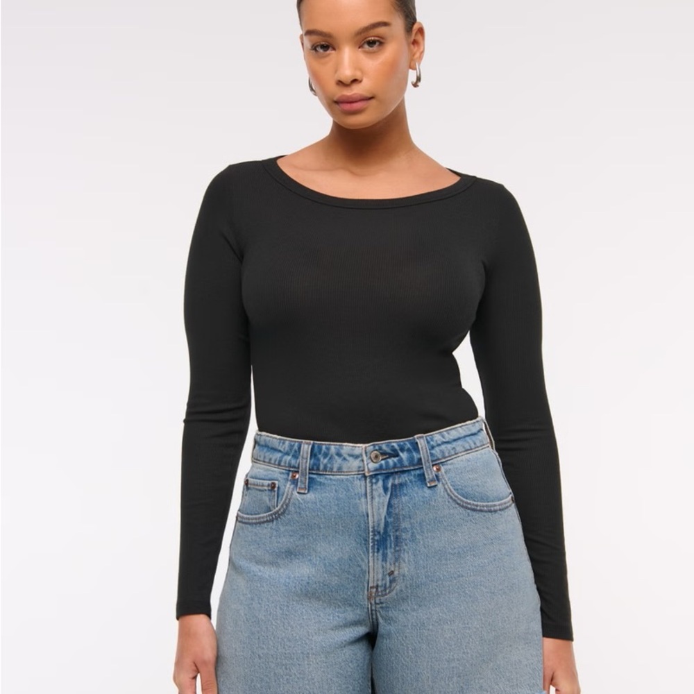 Abercrombie & Fitch Jean Curve Love High Rise Dad Short - Picture 6 of 6